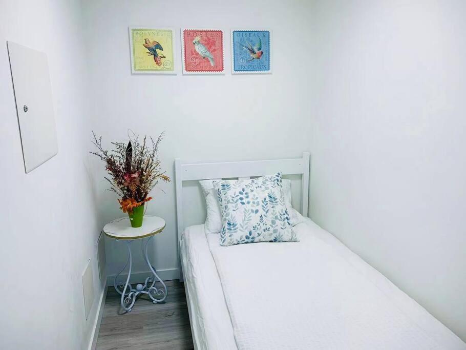 Downtown 3Br/2Ba+Views+Skytrain+Free Parking Apartamento Vancouver Exterior foto